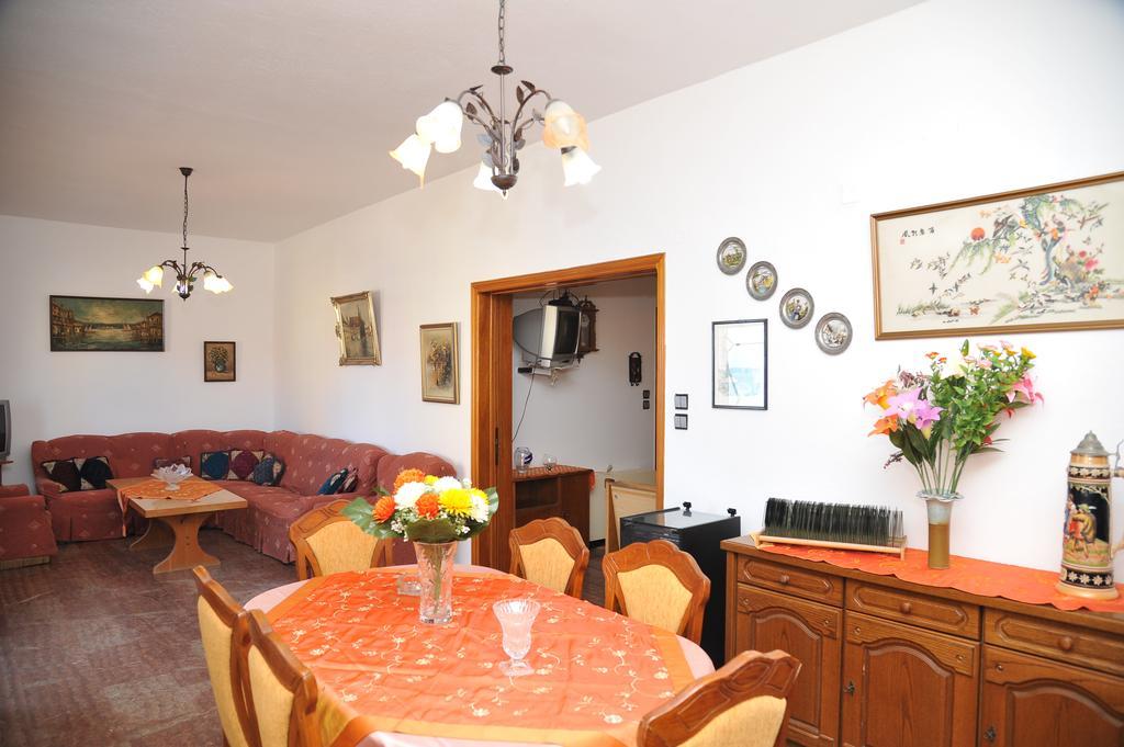 Apartment Froso On The Beach Rethymno  Room photo